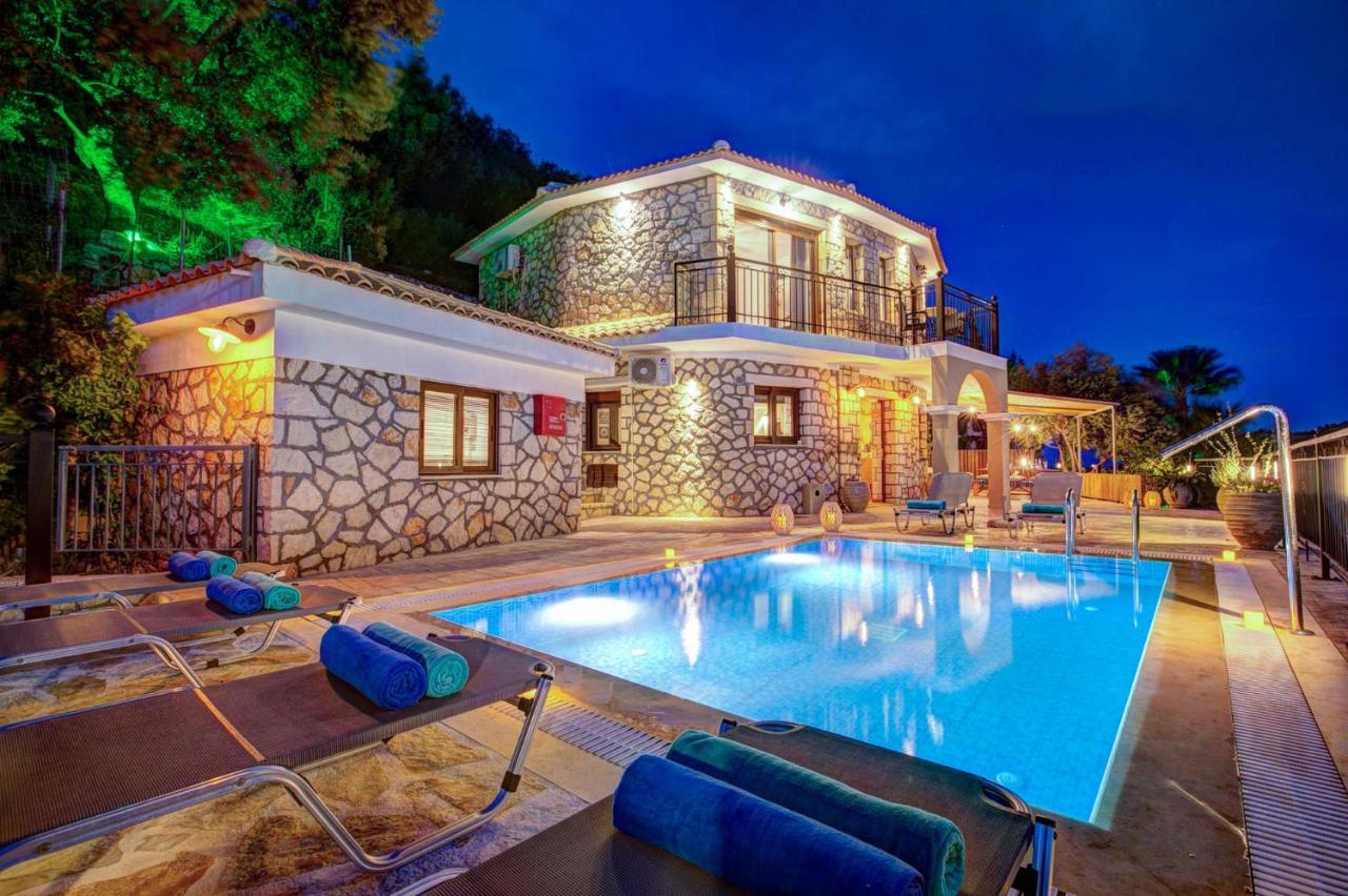 Bougainvillea Villa Keri Bagian luar foto